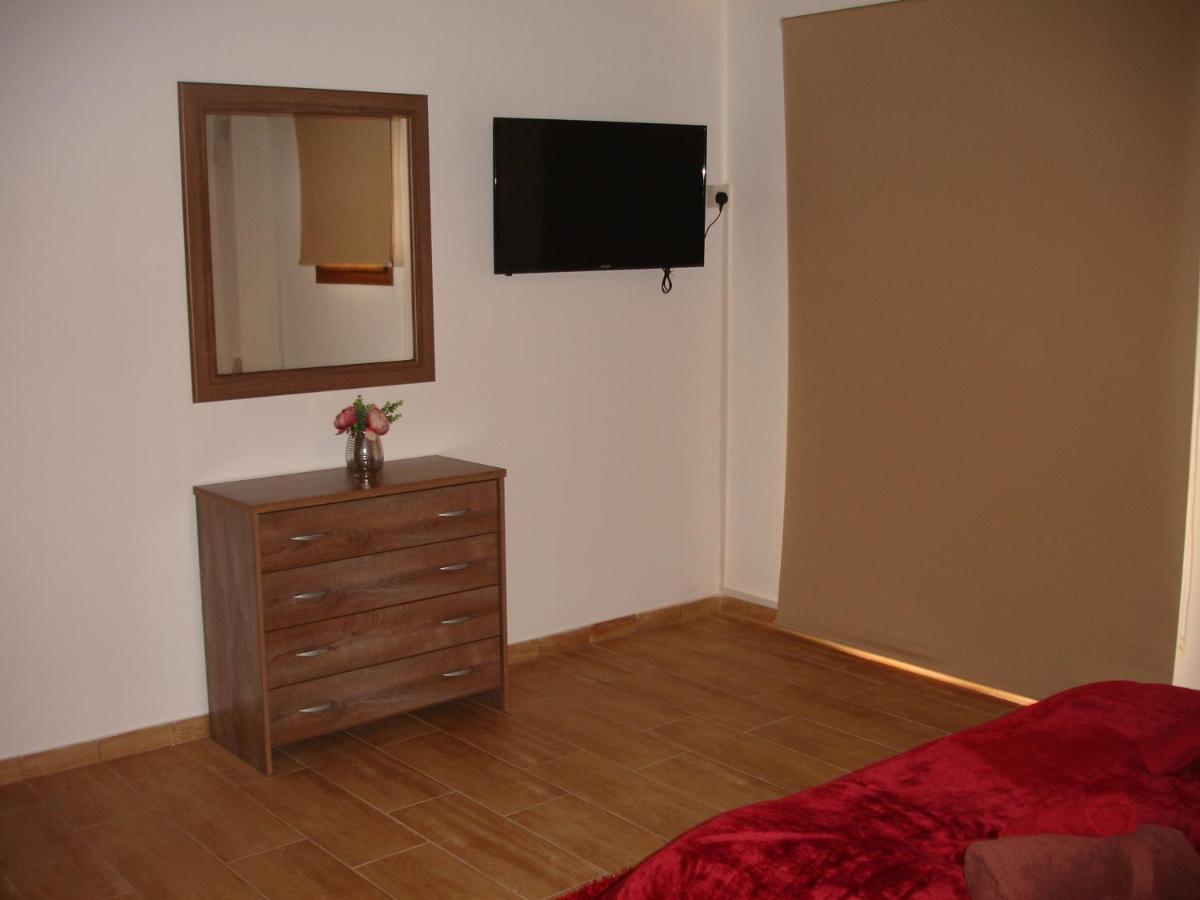 Love Holiday Suite 2 Tris Elies المظهر الخارجي الصورة