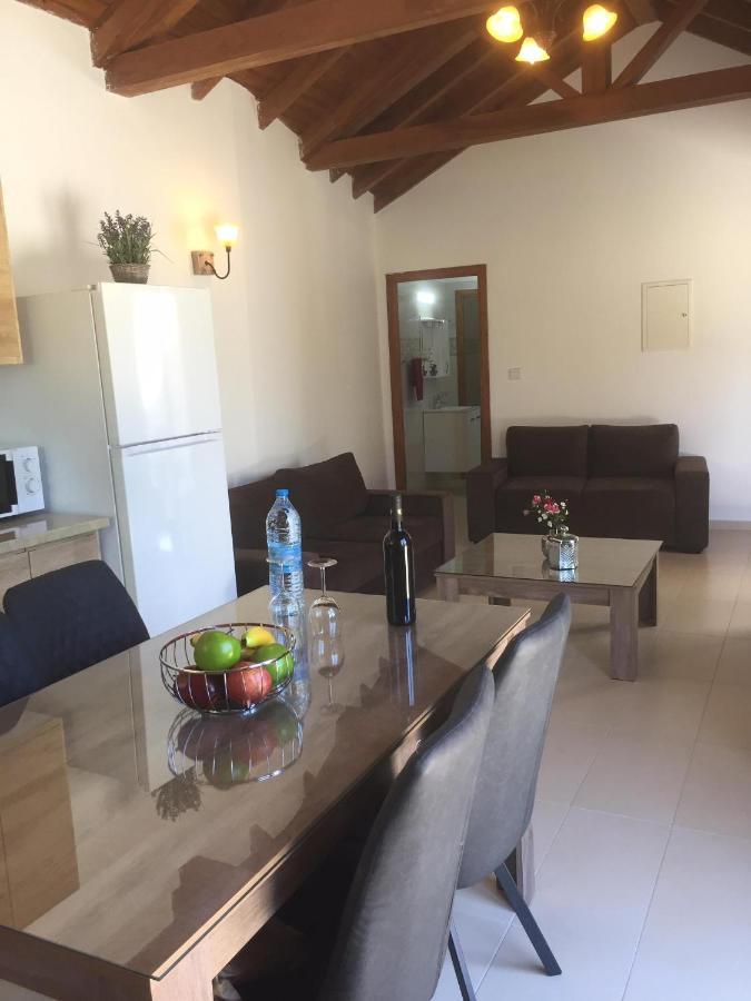 Love Holiday Suite 2 Tris Elies المظهر الخارجي الصورة